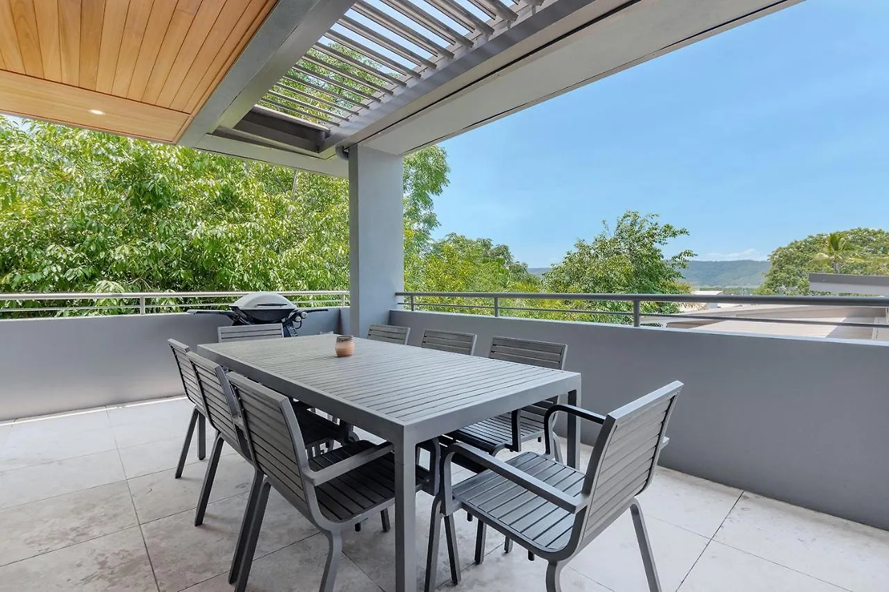 Villa On The Hill - Spacious Tropical Panorama Port Douglas 0*,  Australia